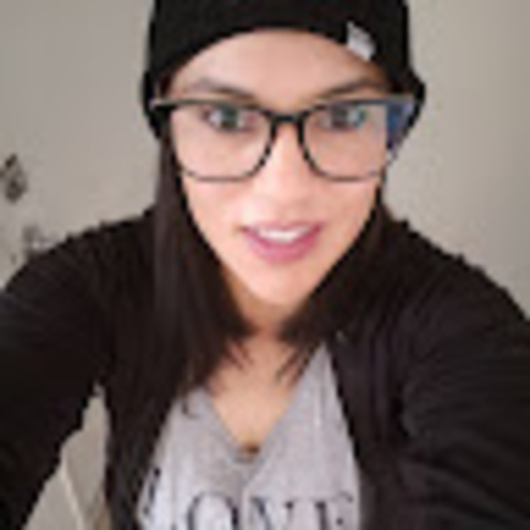 Meet your Posher, Alba - Picture 1 of 1